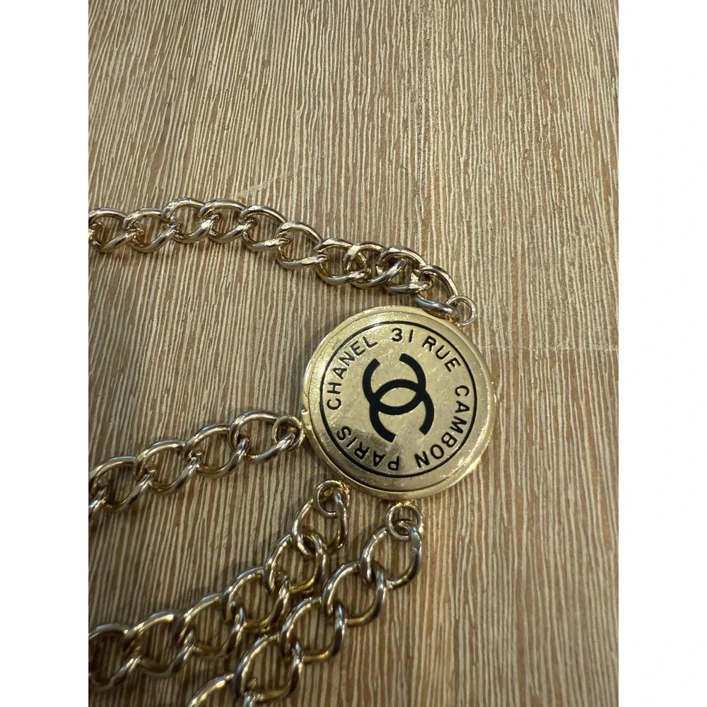 Chanel 31 rue cambon Paris iconic vintage chain gold belt 1954‎